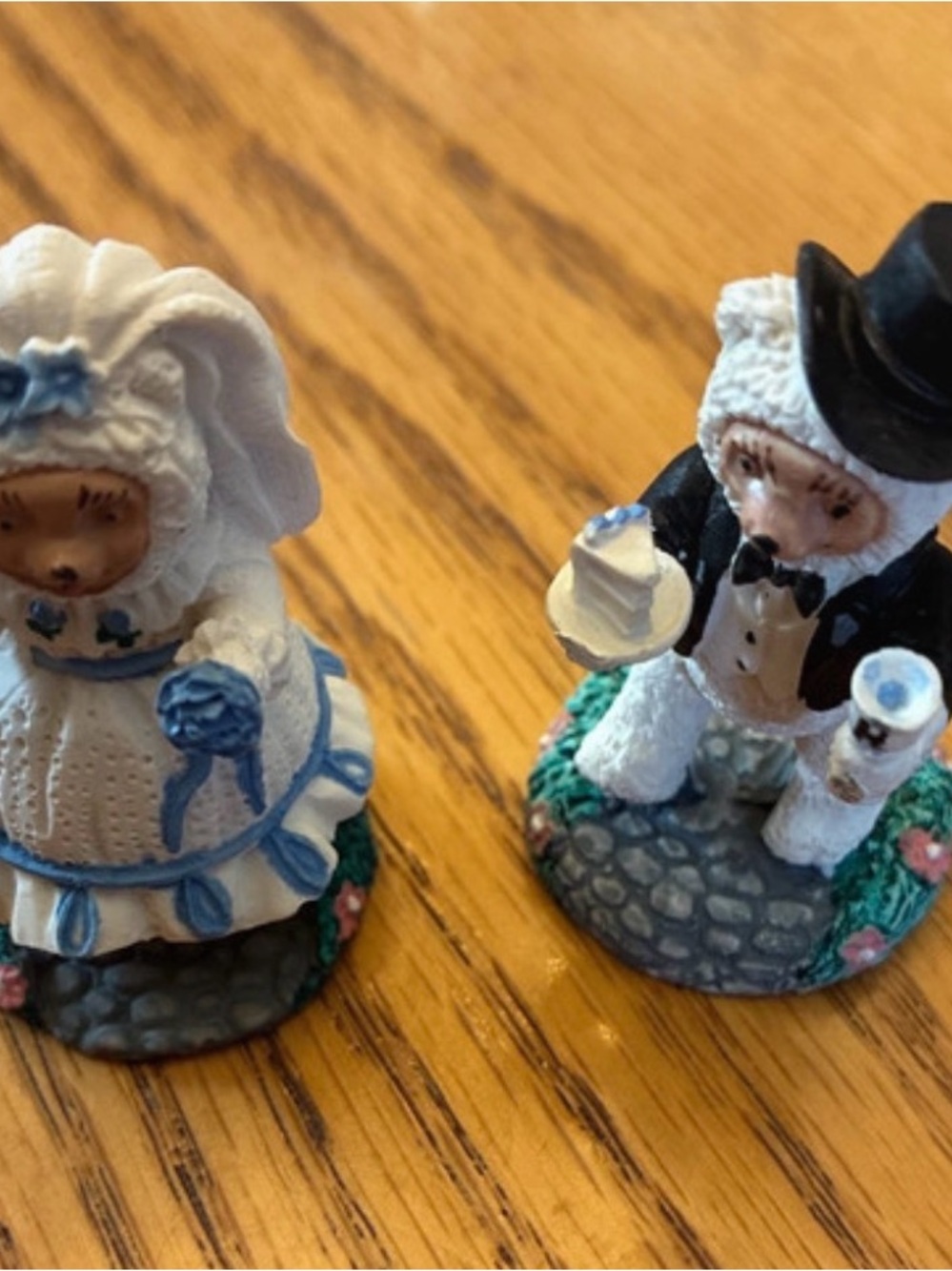 Vintage Robert Raikes Applause Wedding Bride & Groom Bears Figurine Set